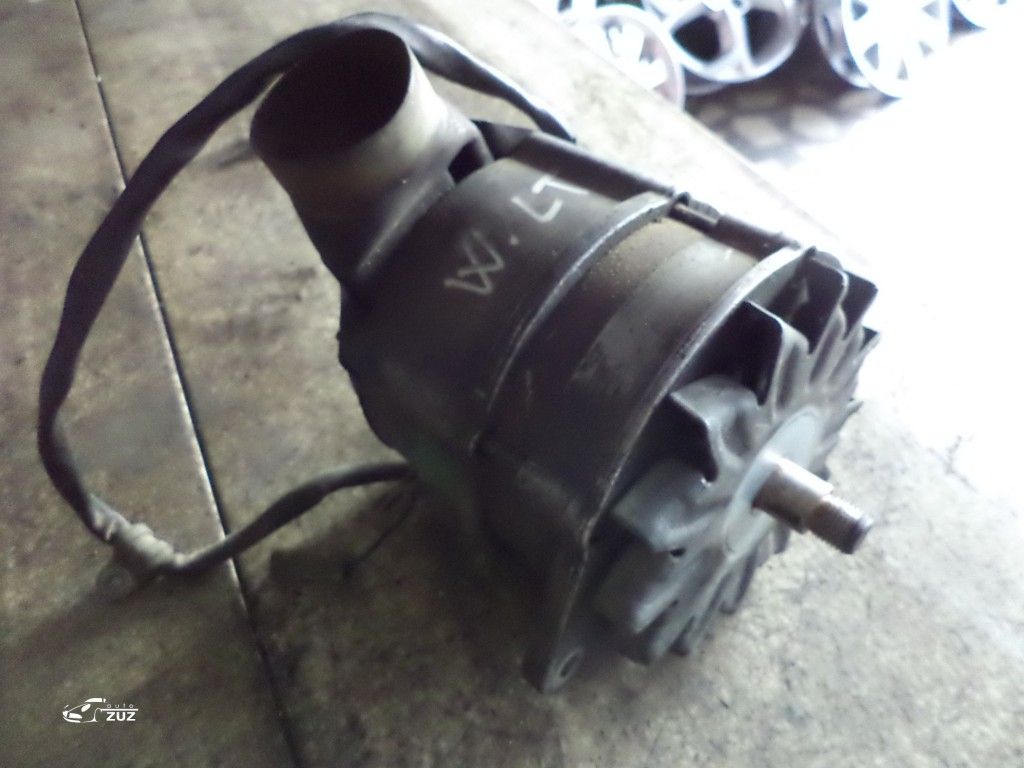 Alternator VOLKSWAGEN  LT28 - 0120489858