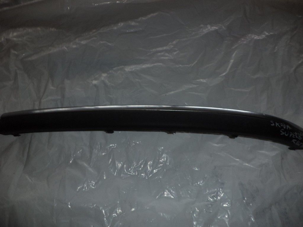 Bandou SKODA SUPERB - 3U0807717A