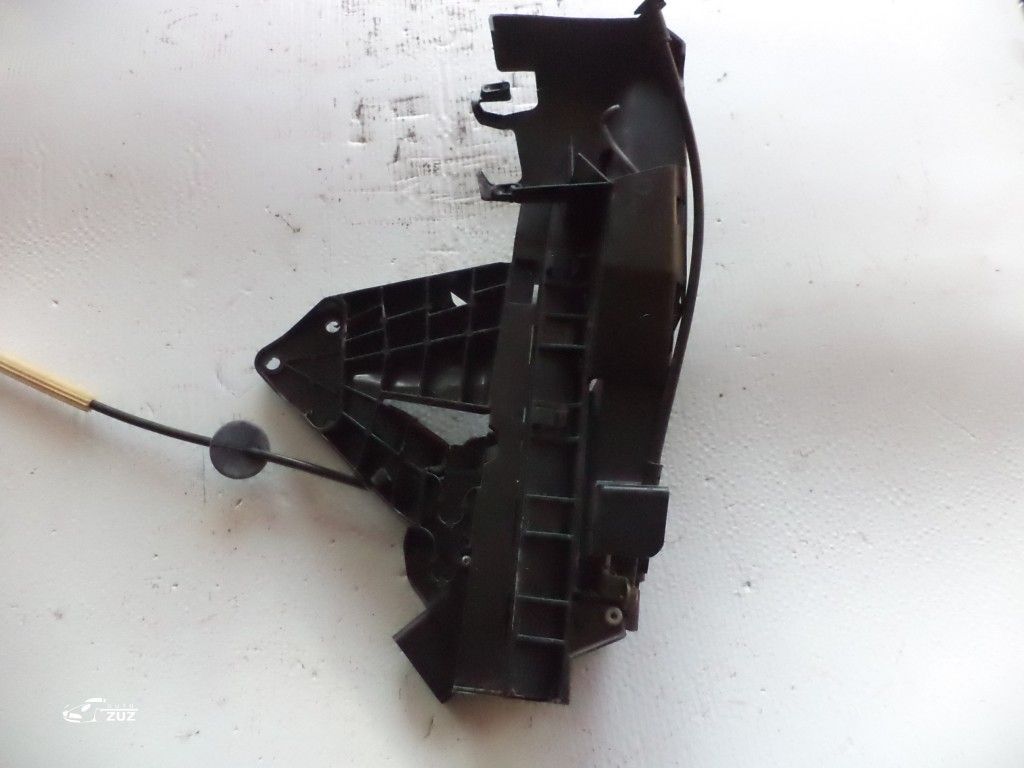 Broasca usa FORD FOCUS 2 -  3M5AR21813ET
