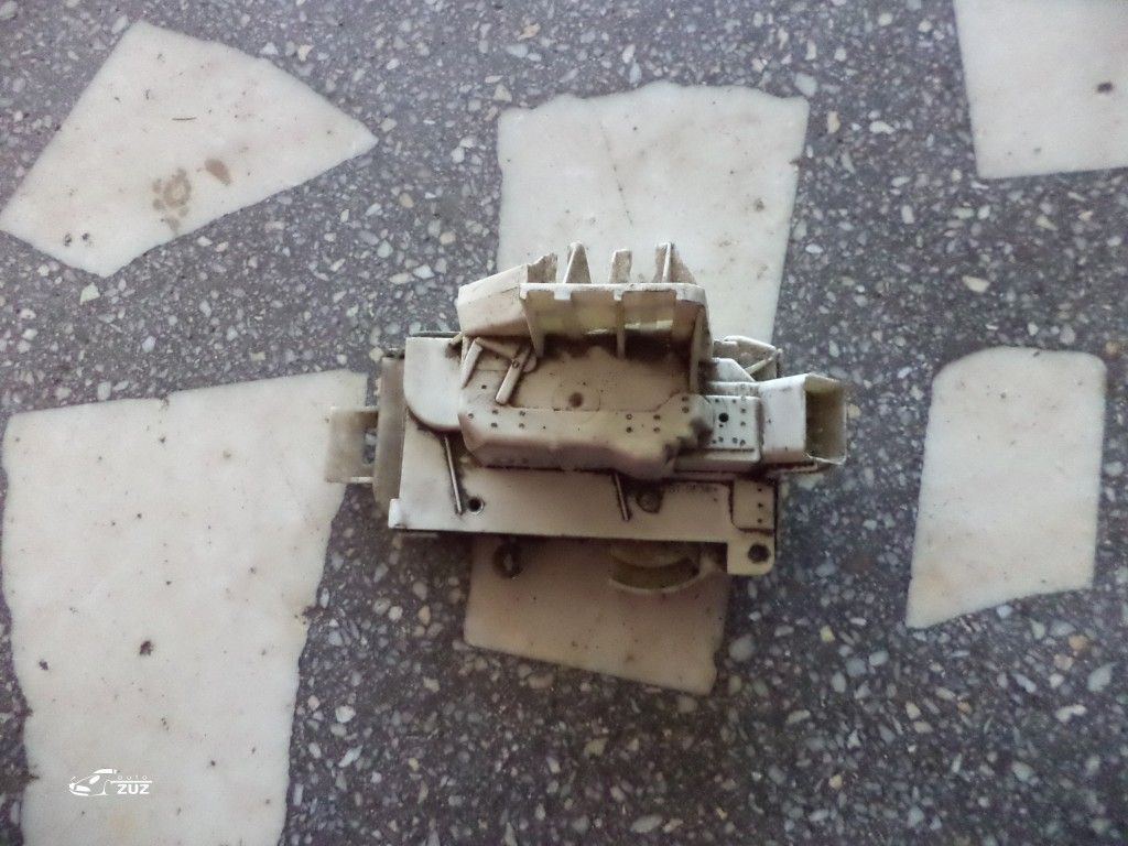 Broasca usa FORD MONDEO - 1S7A-F21812-KA