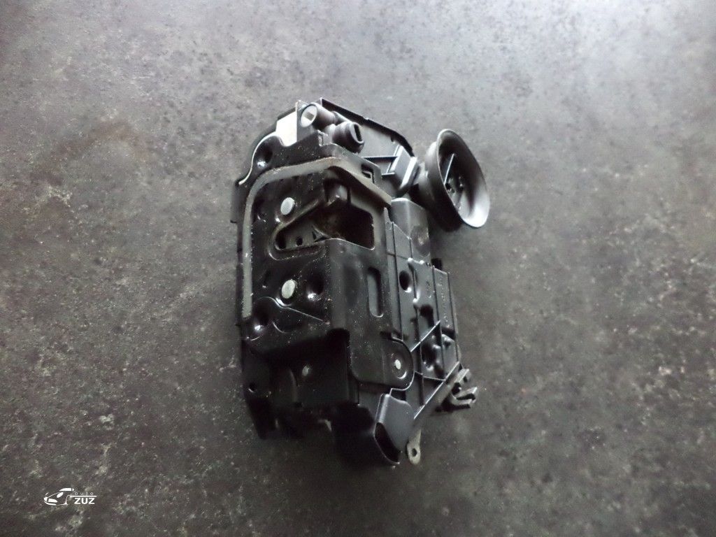 Broasca usa VOLKSWAGEN GOLF 6 - 5K4839015H