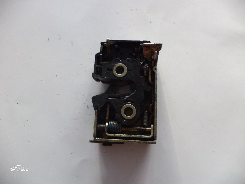 Broasca usa VOLKSWAGEN PASSAT -  357839015B