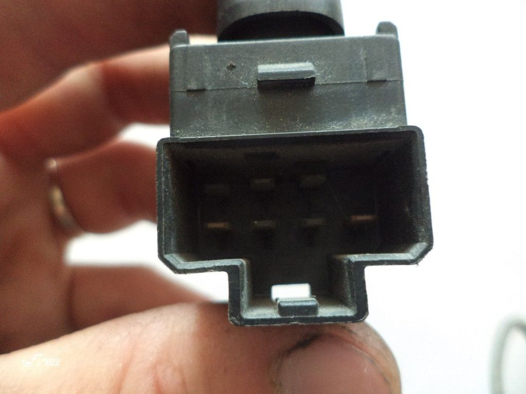 Buton  geam NISSAN