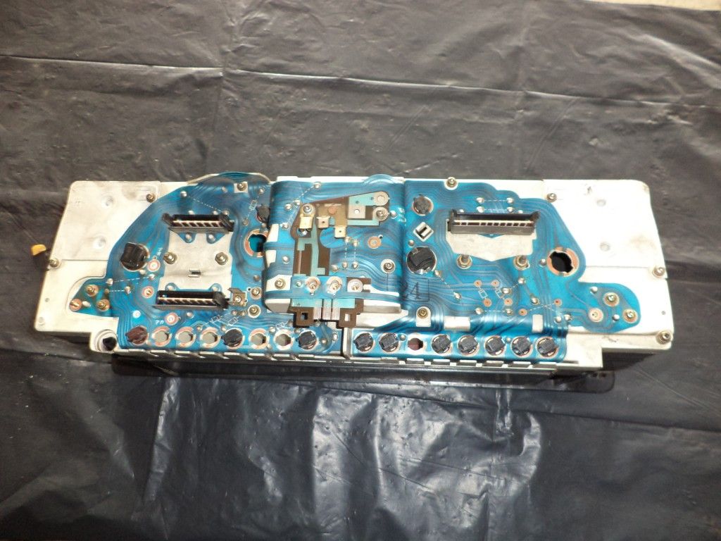 CEAS BORD VOLVO 740- 1348947