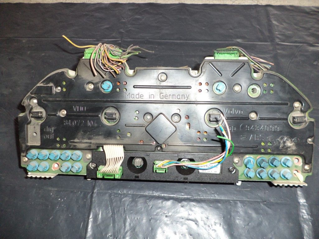 CEAS BORD VOLVO 850-9442046