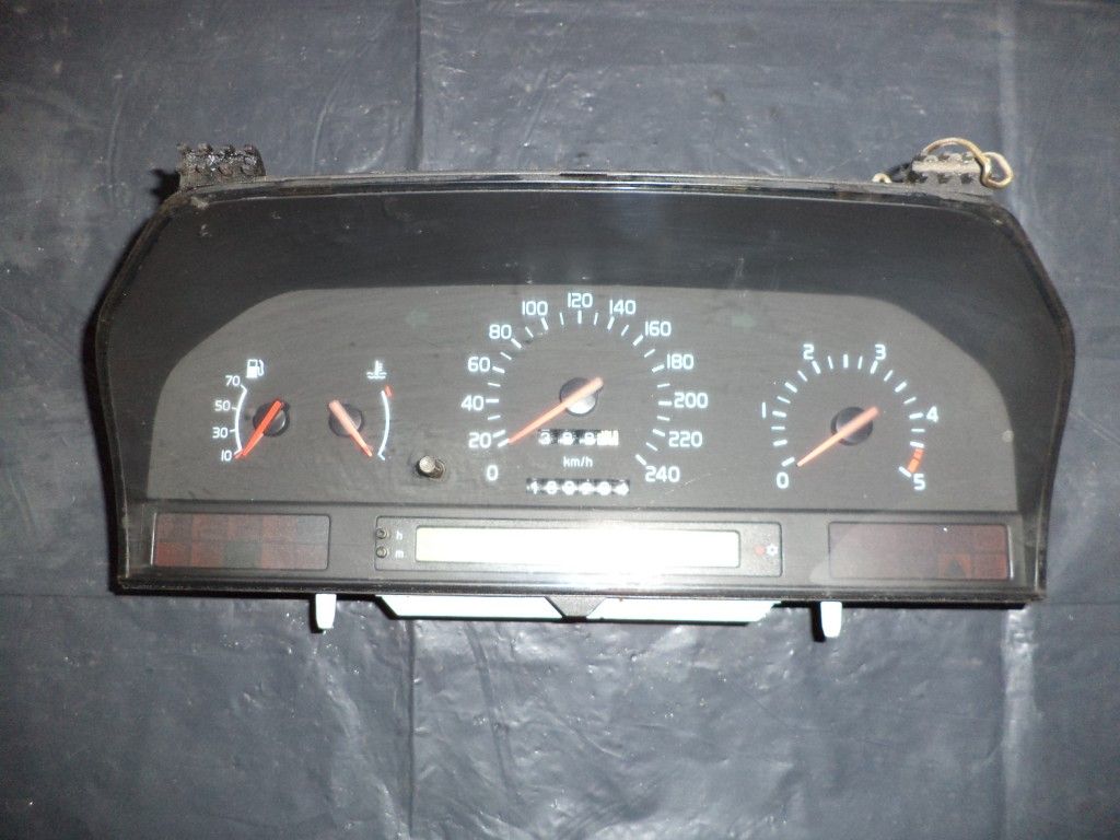CEAS BORD VOLVO 850 - 9442046