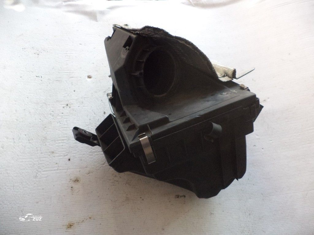 Carcasa filtru aer VOLKSWAGEN PASSAT - 3B0129607Q