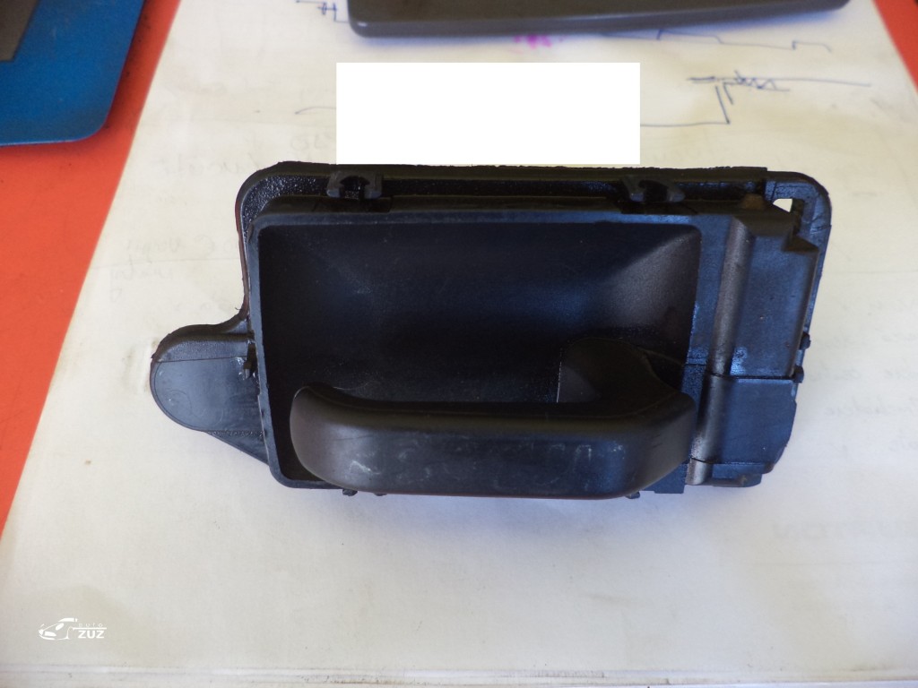 Clanta deschidere usa PEUGEOT 106