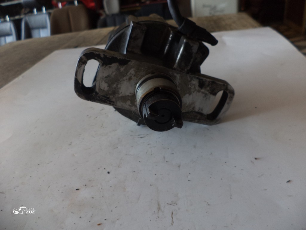 Delco SUZUKI  - 33100-64B10