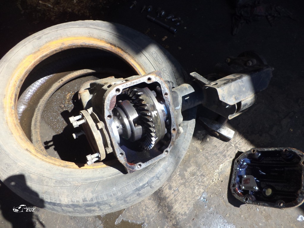 Diferential fata NISSAN TERRANO 1