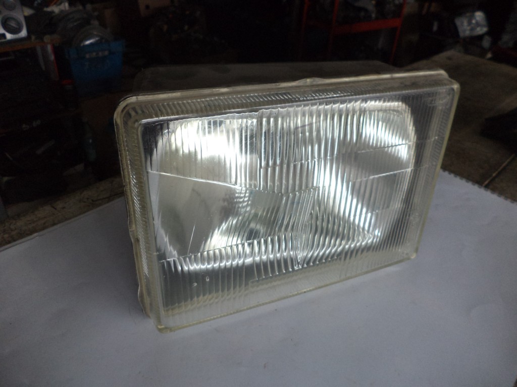 Far NISSAN TRADE - 061206