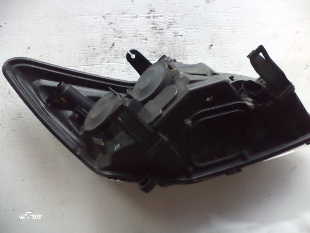 Far fata FORD FOCUS 2 - 8M51 -13W030-CF