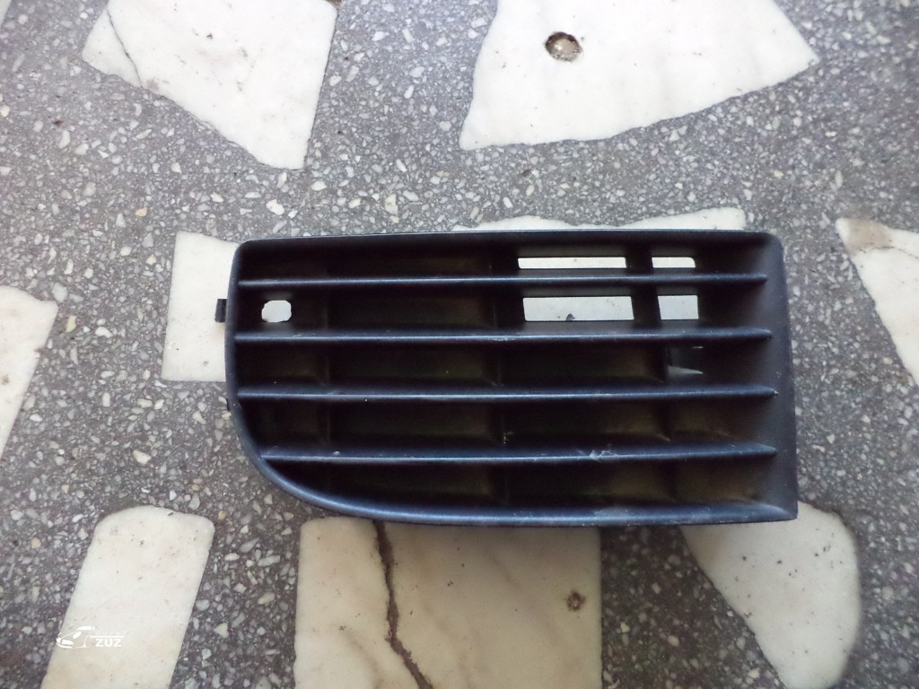 Grila far ceata VOLKSWAGEN GOLF 5 - 1K0853665