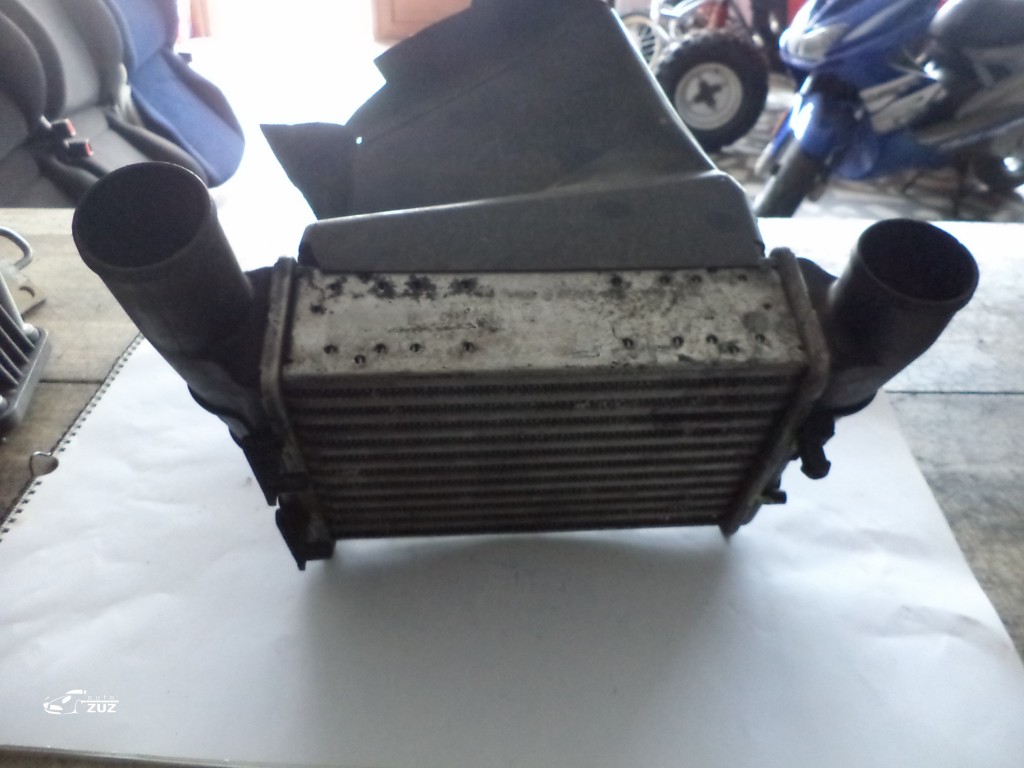 Intercooler VOLKSWAGEN PASSAT - 058145805A