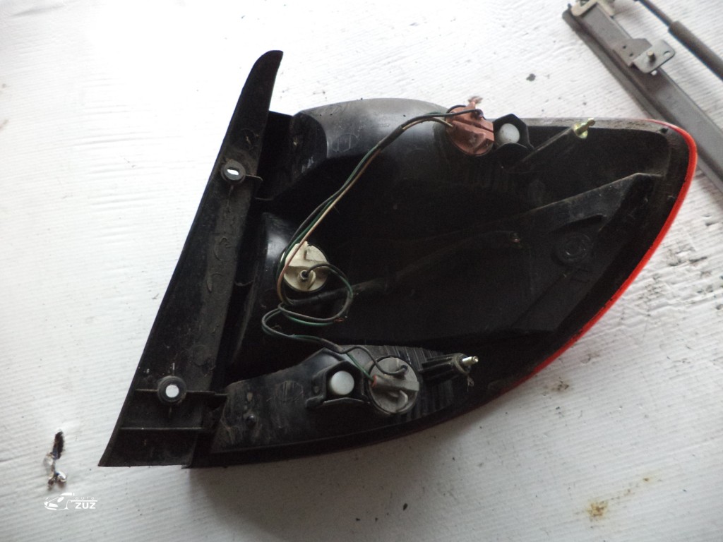 Lampa stop KIA RIO STG1