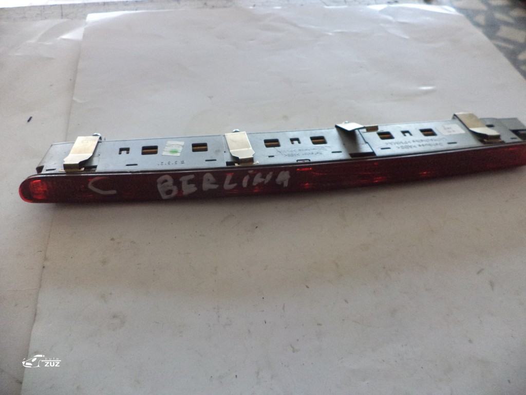 Lampa stop suplimentar MERCEDES W203 - 2038201456