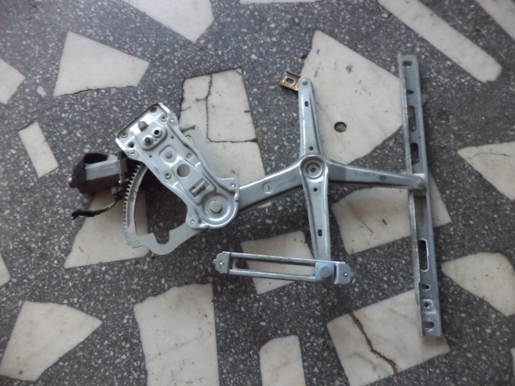 Macara geam MERCEDES SLK - 0130821671