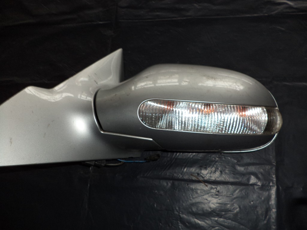 OGLINDA CLK STANGA W208