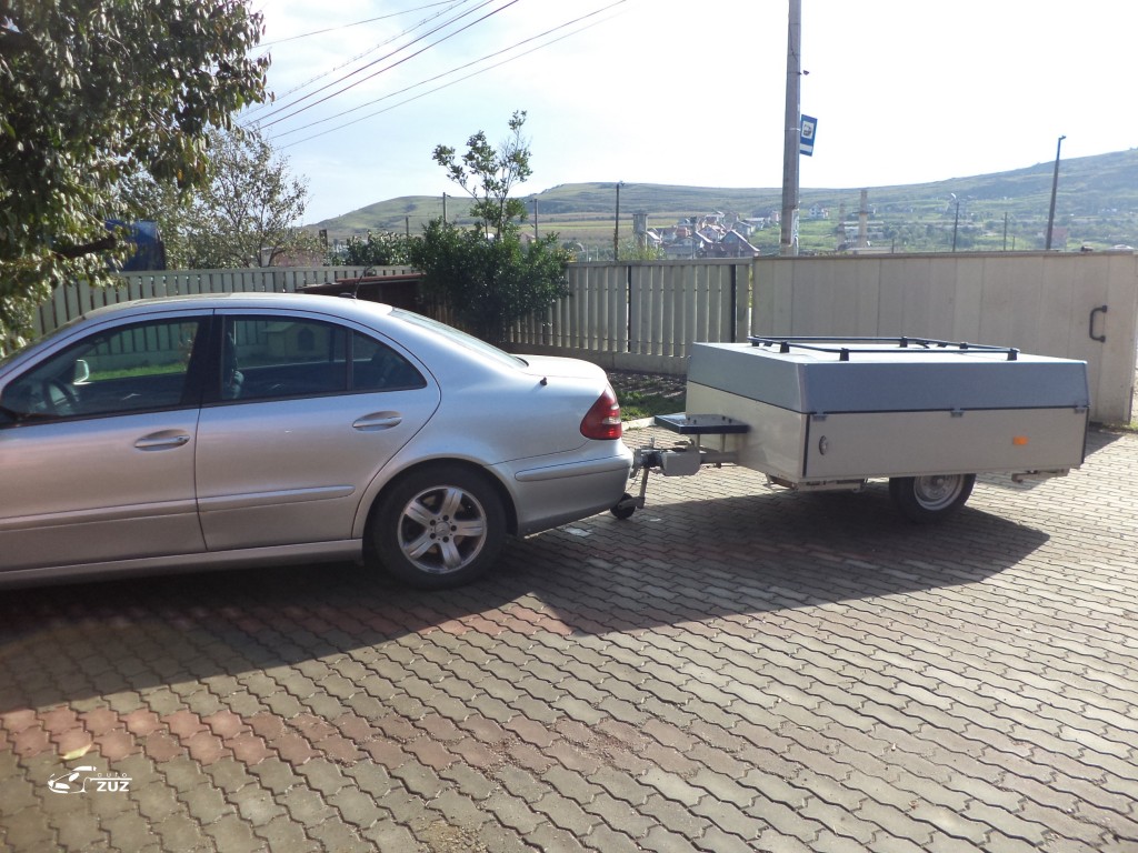 Remorca cort acoperita2