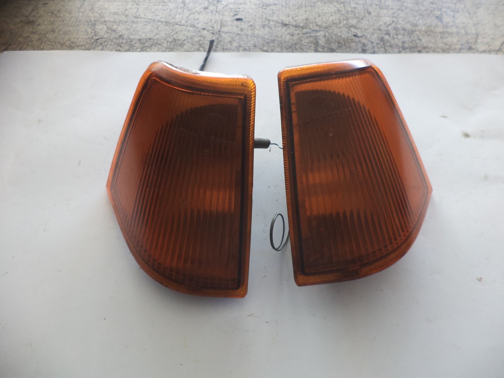 Semnalizare VOLVO 440 - 417383