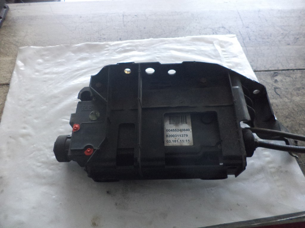 Sistem frana stationare RENAULT SCENIC 2 - 8200311379