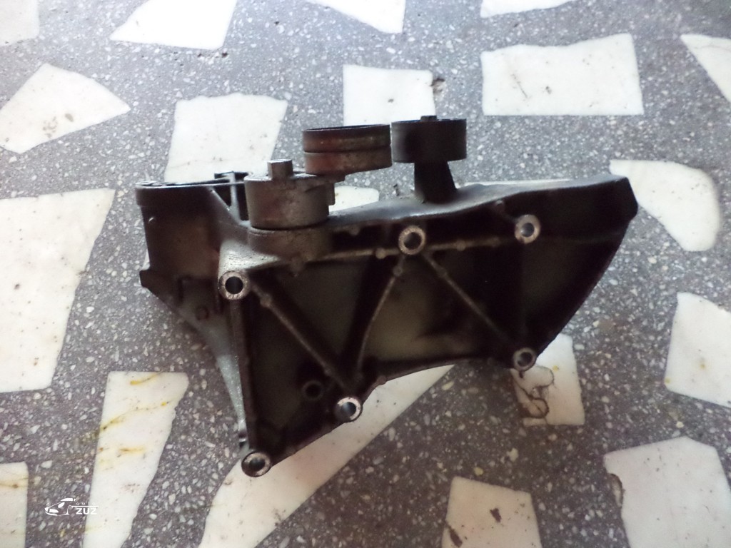 Suport pompa servo RENAULT 1.9 DCI -  8200183234