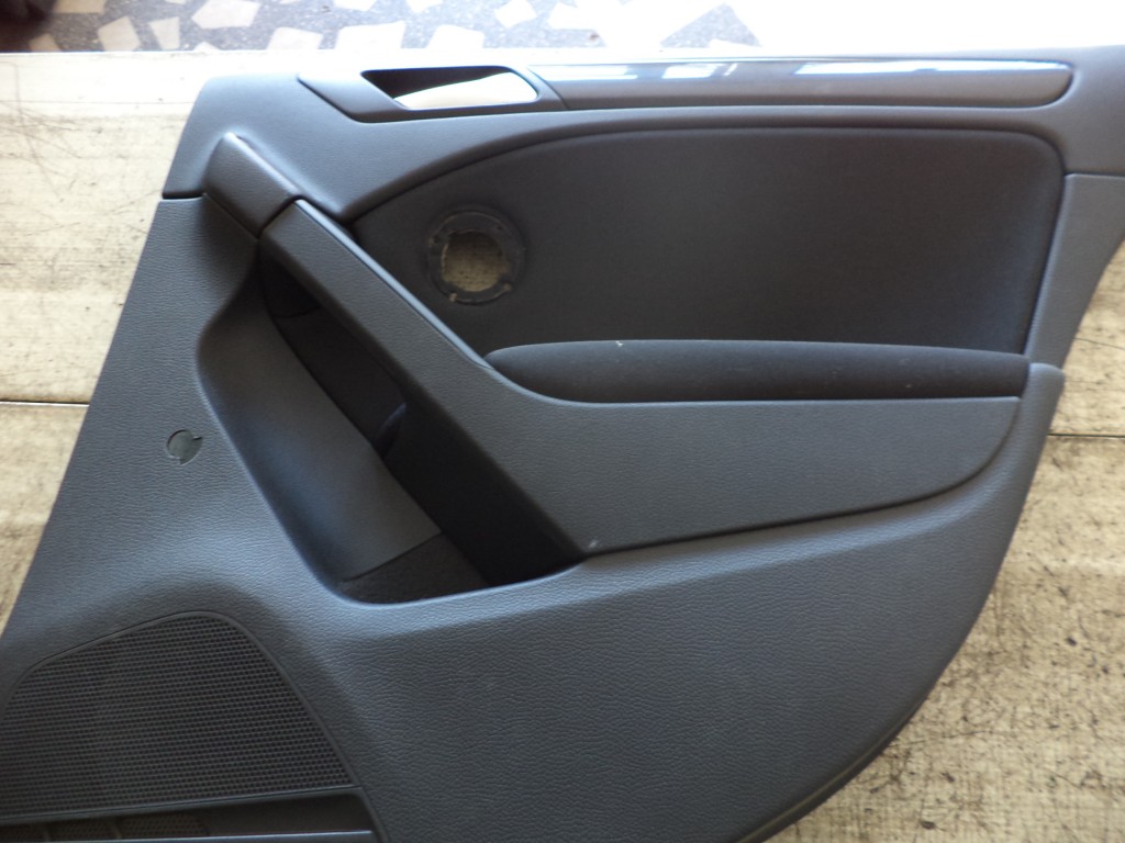Tapiterie usa VOLKSWAGEN GOLF 6 - 5K6867212EJ